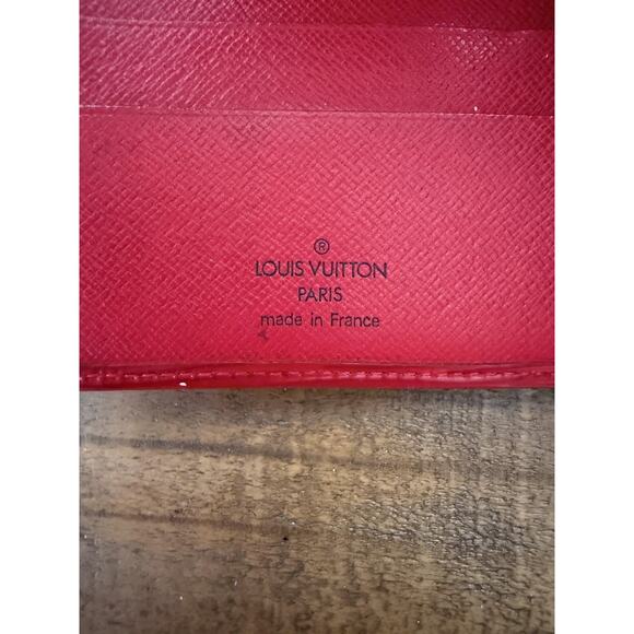LOUIS VUITTON Epi Leather Bifold Wallet Red Coin Pocket Made in France - Picture 8 of 15